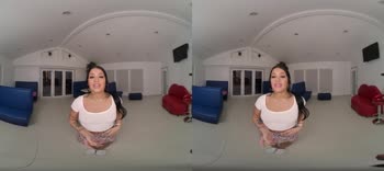 Ryan Reid's Realistic VR Frenzy: Deep Throat & Big Cock POV