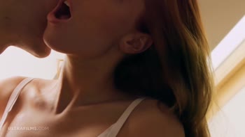 Holly Molly's Sizzling Bathroom Seduction