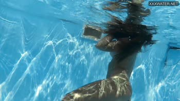 Angelica Heart's Sizzling Underwater Solo Show