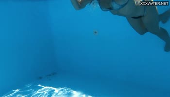 Angelica Heart's Sizzling Underwater Solo Show