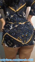 Sarah Chili's Sultry Oil Massage Delights