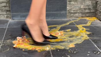 LaylaBlush's Teenage Feet Delight: High Heels Crush Eggs in ASMR Bliss