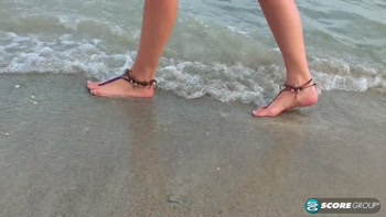 Sandy Toes