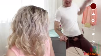 Sultry Blonde Teen (18+)'s Sensual Squirting Session