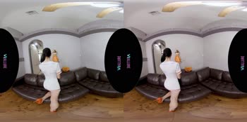 Alex Coal's Petite Delight in Virtual Reality