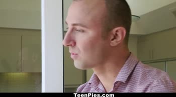 Alexa Rae's Surrogate Seduction: Teen (18+) Creampied For Baby