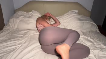 BootyFrutti's Step Fantasy: Seducing My Horny Stepsister