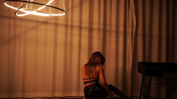 BittersGirl's Sultry Solo Debut: Hot Blonde Strips Down