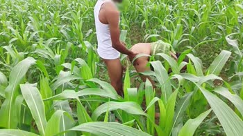 Yoursoniya's Desi Devar Bhabhi Affair in the Field
