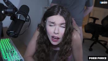 Princess Alice's Raw Stream Debut: Hardcore Doggystyle & Cumshot