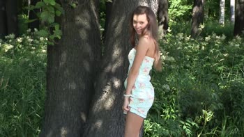 Stunning 18-Year-Old Brunette's Outdoor Seduction