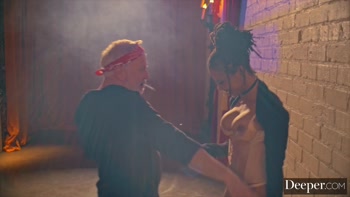 Deeper. Burlesque Dancer Kira Gets Creampied At Afterparty