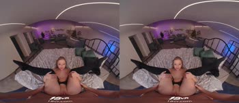 Alexa Flexy's Flexible Tease in VR: Can You Handle the Bendy Beauty?
