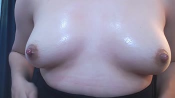 camilleJonees - Camille's Sizzling Slow-Mo Squirt Show: Watch Her Urine Sparkle