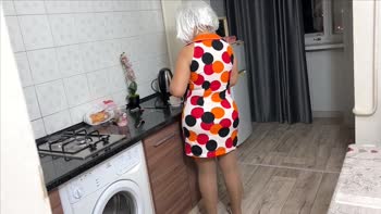 Minivoh's Big Ass MILF Loves Anal Sex