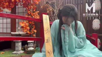A Father's Last Rite: Chinese Cosplay Cutie's Desperate Plea
