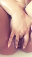 Moomamii's Sneaky Bath Time Orgasm