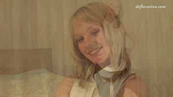Masha's First Time: Real Virgin Casting and Orgasm