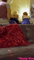 Emma Hix & Ariel McGwire: Midnight New Year's Eve Orgasmic Threesome