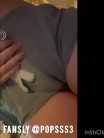 Popsss333's Pee Desperation: Squirt and Soak in HD