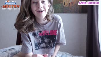 Anna Sibster's Roommate Roleplay: Exploring Domination