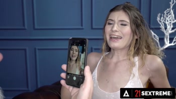 Sexy Teen (18+) Seduces Grandpa in Explicit BJ & Fuck