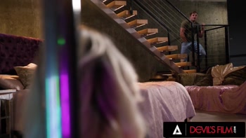Kenna James Caught Fapping by Roommate Nathan Bronson: Wild Sex Ensues