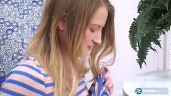 Lotta A's Lip Lock Tease