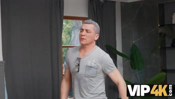 VIP4K. Cunnilanak