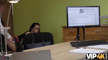 VIP4K. Inga Devil non Si Aspettava Mai Sesso per Denaro Con Estranei