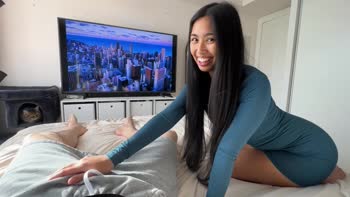 Hayleyxyz's Steamy First Date: Thick Filipino Teen (18+) Fucks Hard