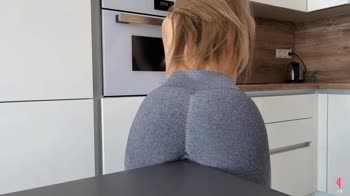 carolinajackson - Carolina's Wet Leggings Squirt Fiesta