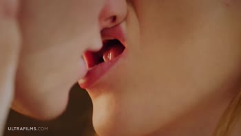 Holly Molly's Sizzling Kitchen Seduction: POV Blowjob & Hardcore Action