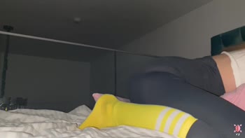 carolinajackson - Carolina's Pillow Pleasures: A Teen (18+) Virgin's Solo Delights