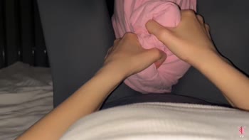 carolinajackson - Carolina's Pillow Pleasures: A Teen (18+) Virgin's Solo Delights