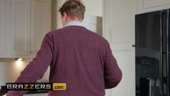 Jai James Sells Seduction to Luke Hardy in a House Tour to Remember
