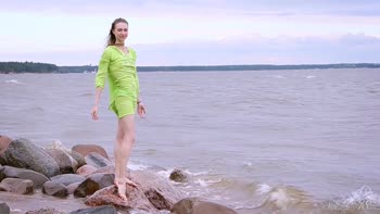 Ballet Beauty's Sensual Solo Debut