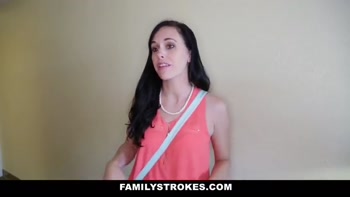 Sexy stepsis sneaks a peek of her stepbrother's long cock
