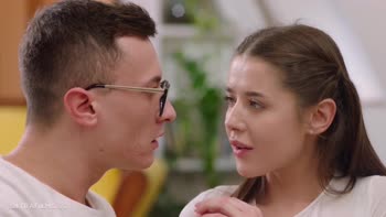 Sybil's Sultry Standing Bang: Unbeatable Blowjob & Sizzling Russian Hardcore