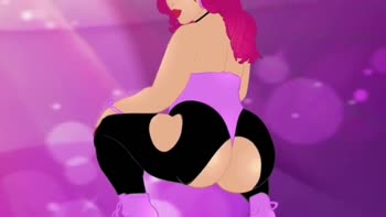 Curvy Ebony Larina's Sultry Backalley Seduction