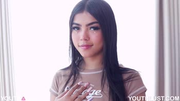 Lust Danny's Colombian Babe Addison: POV Photo Session Turns Sexy