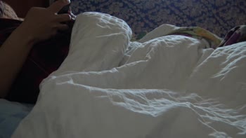Stepmomsusan's Persian Heat: A Hot Cumshot for Her Steppson