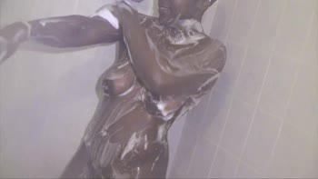 Wet & Wild Shower Solos: Italia Blue & Nina Rivera