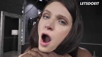Italian Slut Deepthroats and Gets Anal Fucked by BBC Full Scene