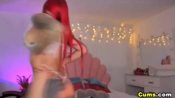 Fiery Redhead's Sultry Solo Play