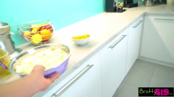 My Bossy Stepsister Finally Lets Me Get It - S28:E9