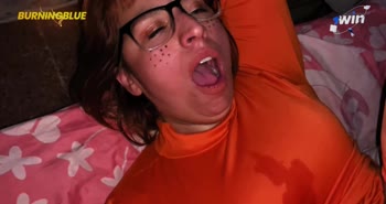 Burningbluehot Sizzles in Argentine Scooby-Doo Parody