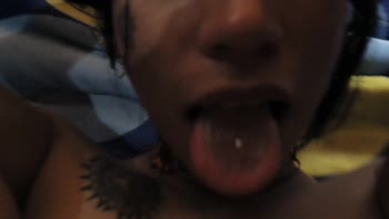 Soloactitud's Sister-In-Law Seduces Himself Inside Her Creampied Coño