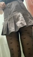 Pantyhose Pee Desperation: Wettingmypants' Exotic Squirt Show