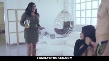 Family Strokes Twisted Sisters TeamSkeet